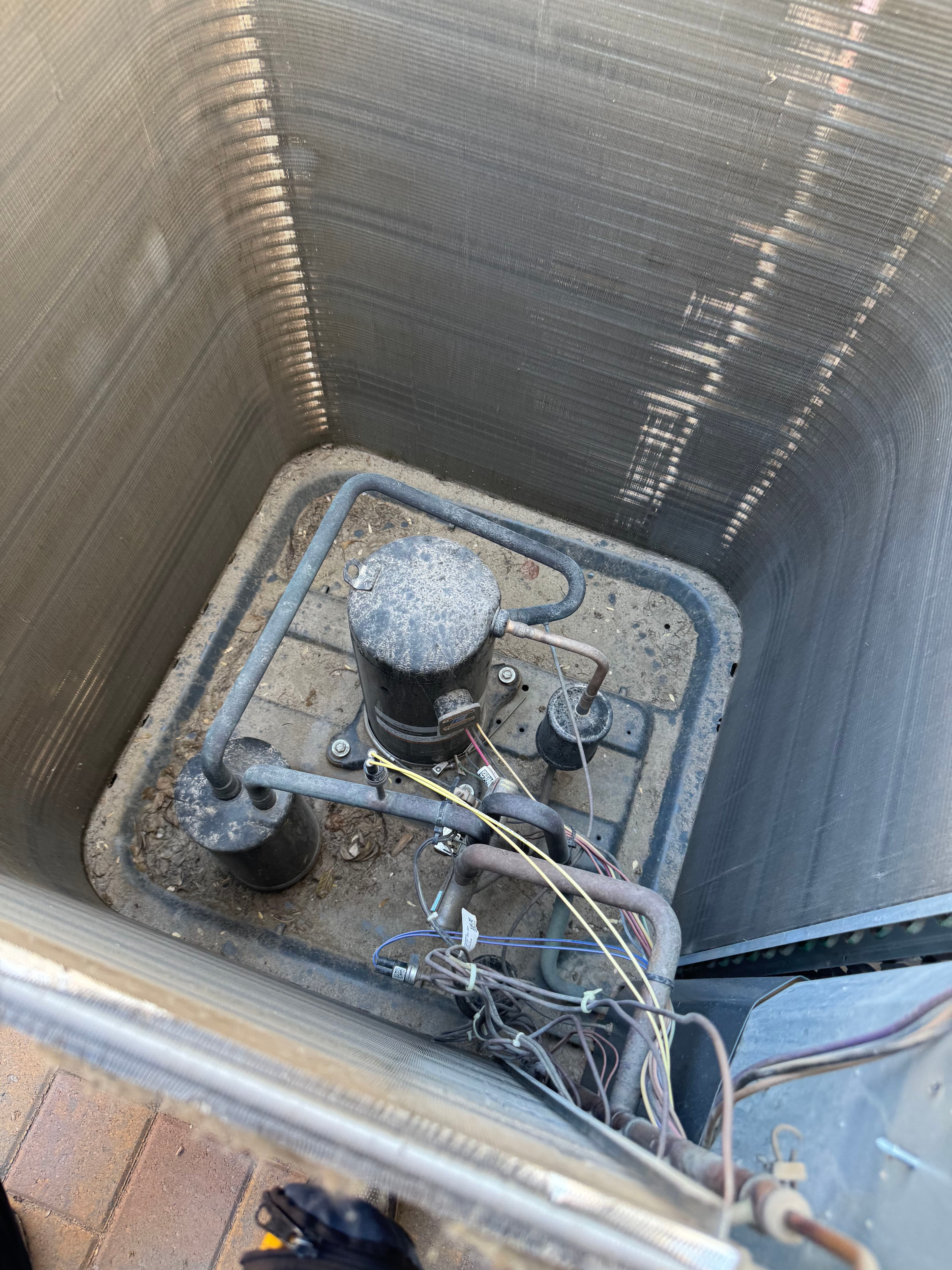 Project How a Full AC Maintenance Service Saved This Compressor image